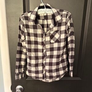 Cat & Jack large 10/12 black and white buffalo check flannel button up shirt